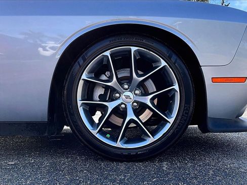 Used 2022 Dodge Challenger GT image 33