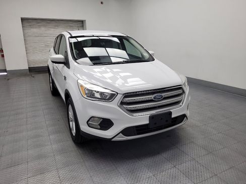 Used 2019 Ford Escape SE FWD image 14