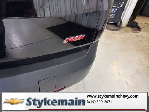 Used 2022 Chevrolet Traverse RS image 9