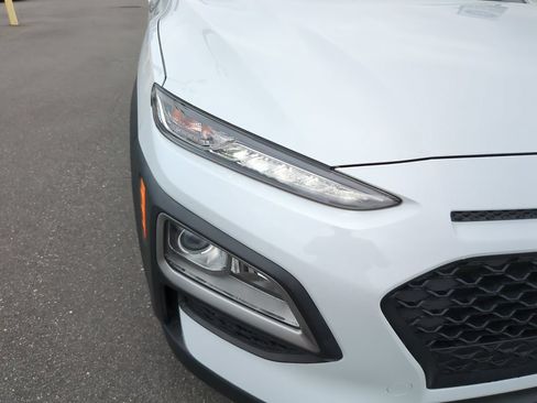 Used 2021 Hyundai Kona SEL FWD image 11