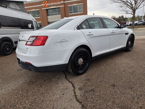 Used 2014 Ford Taurus Police Interceptor AWD image 10
