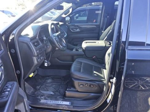 Used 2024 Chevrolet Tahoe RST w/ RST Performance Edition image 6