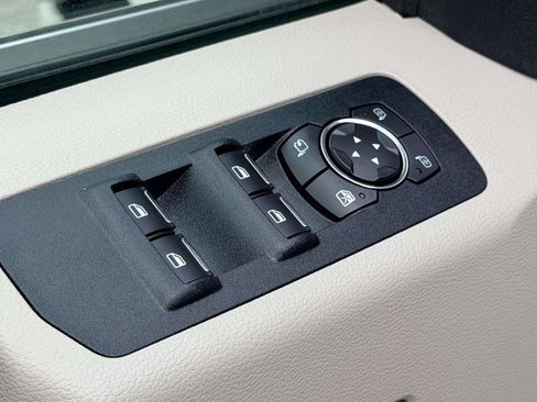 Used 2019 Ford F150 Limited image 18