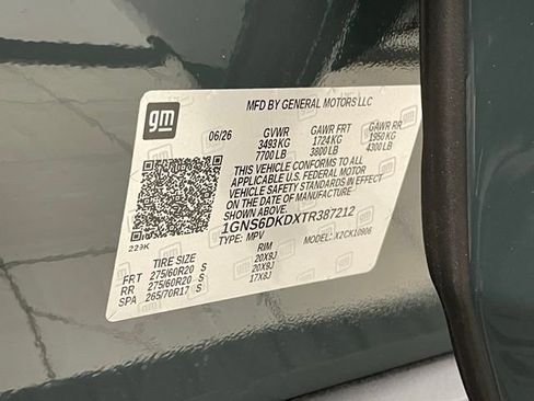 New 2026 Chevrolet Suburban Z71 w/ Comfort Package AWD/4WD image 25