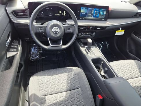 Used 2026 Nissan Kicks SV w/ SV Premium Package AWD/4WD image 16