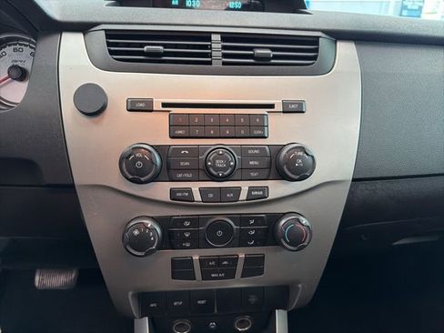 Used 2008 Ford Focus SE FWD image 17