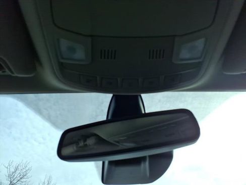 Used 2019 Ford Fusion SE image 17