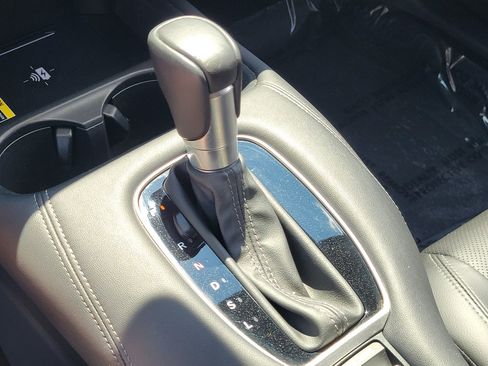 Certified 2024 Honda HR-V EX-L image 28