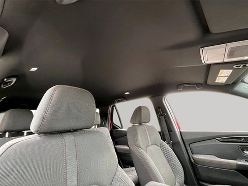 Used 2025 Honda Pilot Sport image 26