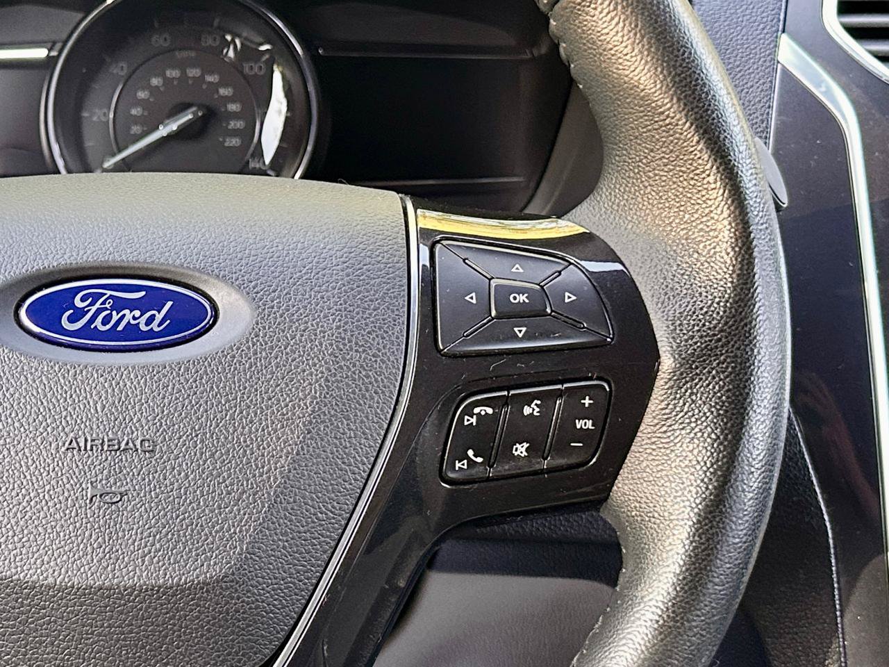 Used 2018 Ford Explorer Limited w/ Equipment Group 301A AWD/4WD image 24