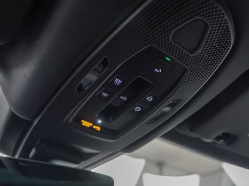 Certified 2026 Porsche Cayenne E-Hybrid AWD/4WD image 28