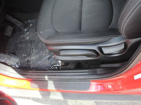 Used 2019 Kia Soul + FWD image 10