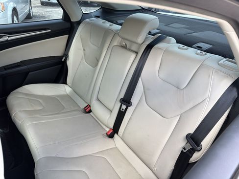 Used 2017 Ford Fusion Titanium FWD image 11