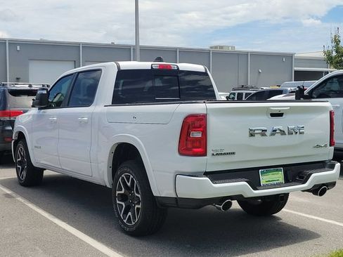 Used 2025 RAM 1500 Laramie w/ Sport Appearance Package AWD/4WD image 3