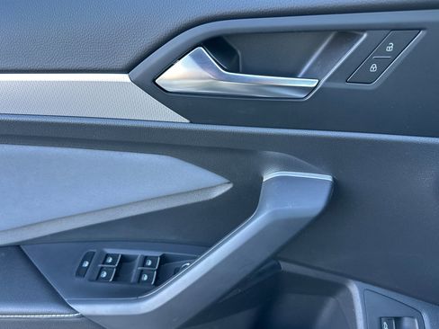 New 2026 Volkswagen Jetta SE image 11