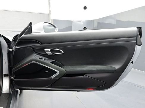 Certified 2022 Porsche 718 Cayman GTS w/ Premium Package image 14