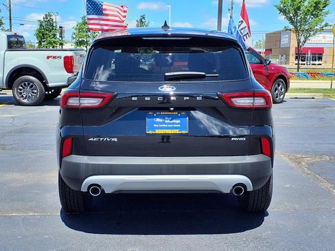 Certified 2023 Ford Escape Active AWD/4WD image 22