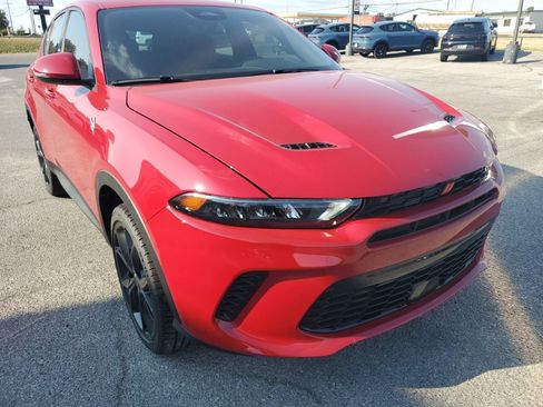 Used 2024 Dodge Hornet GT w/ Track Pack image 4