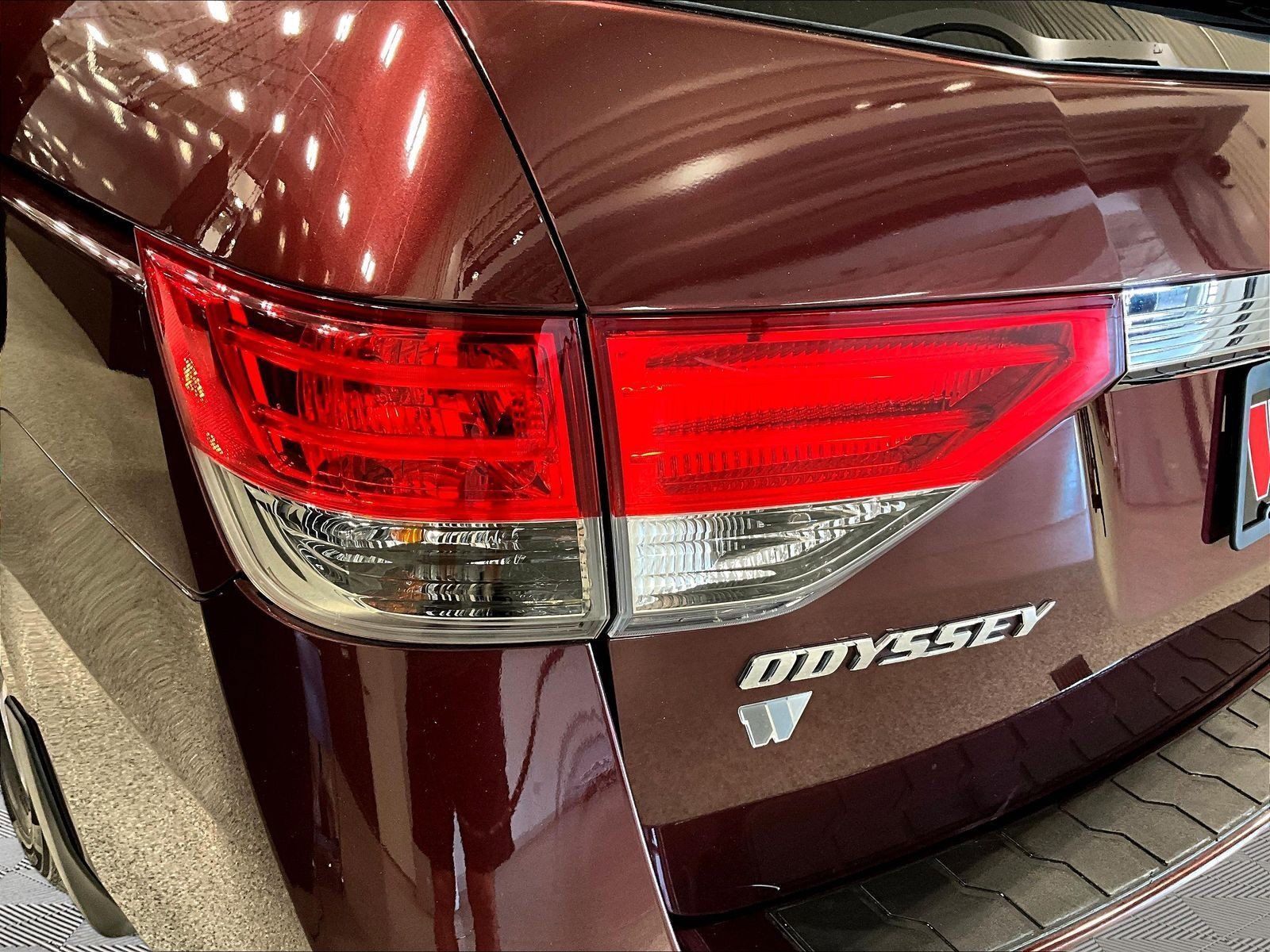 Used 2014 Honda Odyssey EX-L image 23