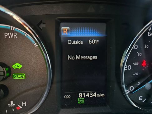 Used 2018 Toyota RAV4 XLE AWD/4WD image 15