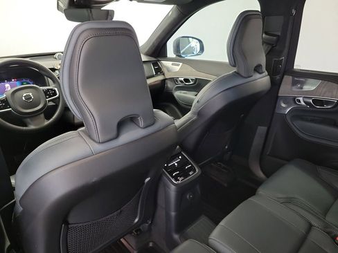 Used 2023 Volvo XC90 T8 Ultimate w/ Lounge Package AWD/4WD image 14