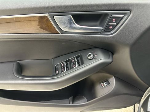 Used 2017 Audi Q5 2.0T Premium AWD/4WD image 16