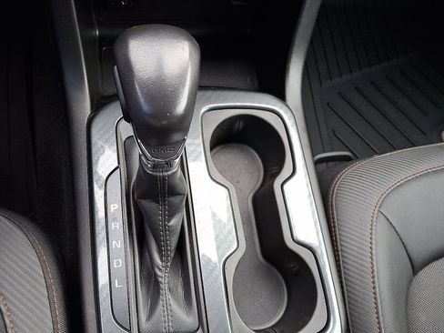 Used 2022 GMC Canyon AT4 image 14