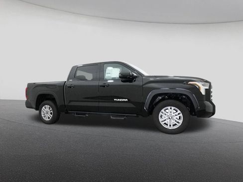 New 2026 Toyota Tundra SR5 image 28
