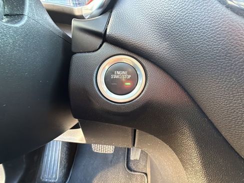 Used 2023 Chevrolet Equinox LT image 26