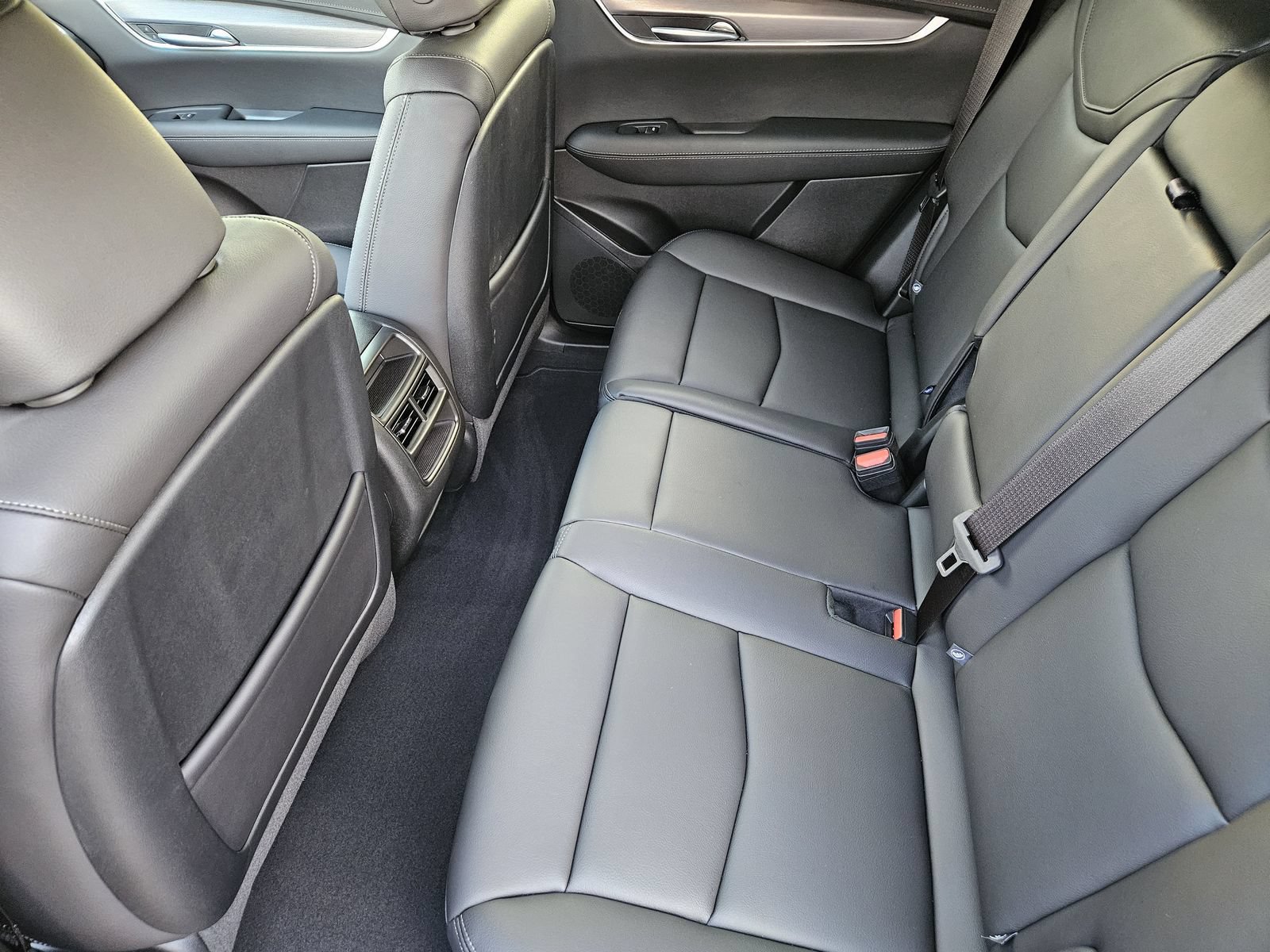 New 2026 Cadillac XT5 Luxury AWD/4WD image 28
