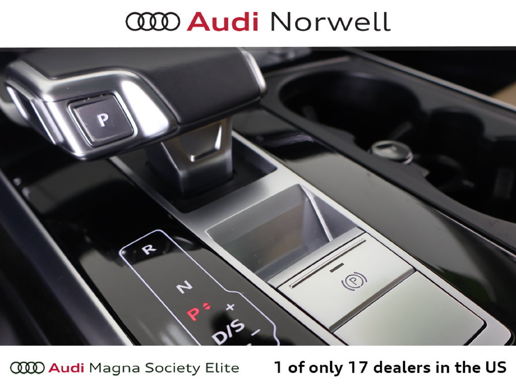 Used 2023 Audi Q7 3.0T Prestige AWD/4WD image 4