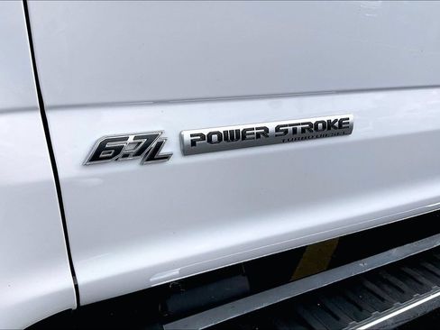 Certified 2021 Ford F250 Lariat w/ Lariat Value Package AWD/4WD image 31