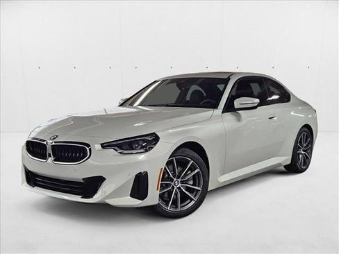 Used 2025 BMW 230i xDrive Coupe w/ Convenience Package image 1