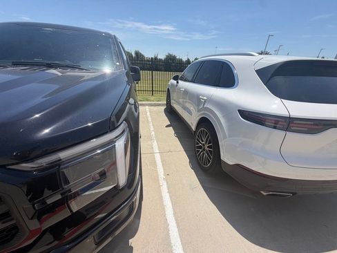 Used 2019 Porsche Cayenne AWD/4WD image 6