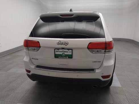 Used 2018 Jeep Grand Cherokee Limited AWD/4WD image 7