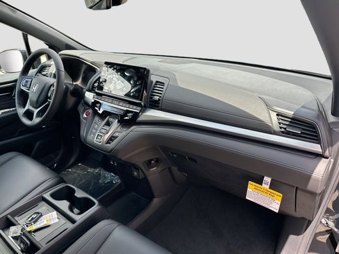 New 2026 Honda Odyssey Sport-L image 24