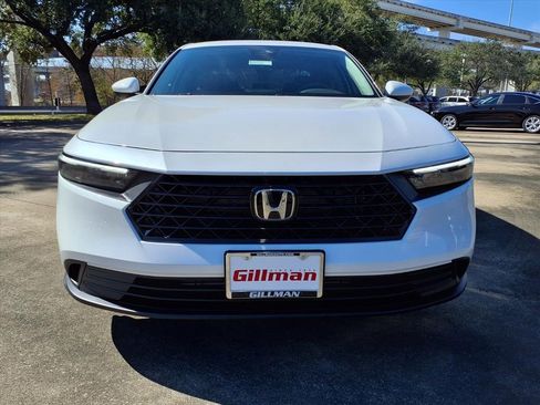Used 2026 Honda Accord LX image 9