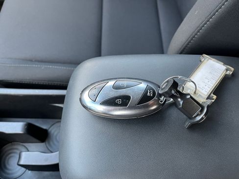 Used 2025 Hyundai Kona SEL image 20