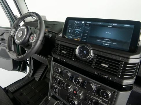 Used 2025 INEOS Grenadier Station Wagon AWD/4WD image 28