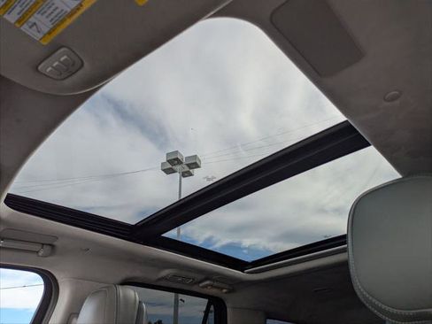 New 2023 Lincoln Navigator L Black Label image 39