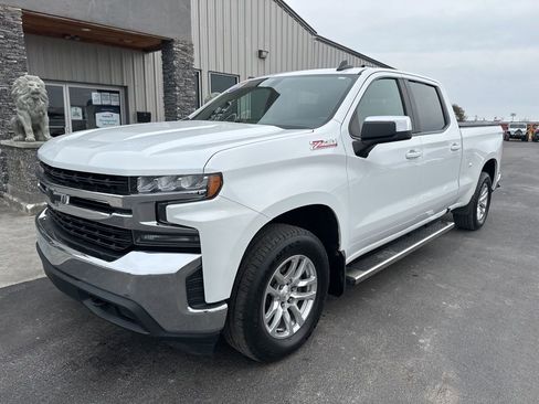 Used 2019 Chevrolet Silverado 1500 LT image 2
