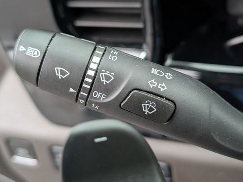 Used 2023 Chevrolet Silverado 1500 LT Trail Boss w/ LT Trail Boss Premium Package image 24