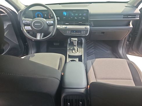 Certified 2025 Hyundai Kona SEL FWD image 9
