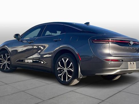 Used 2023 Toyota Crown Limited image 10