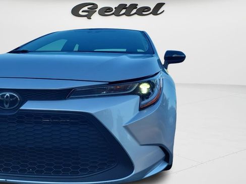 Used 2022 Toyota Corolla LE FWD image 25