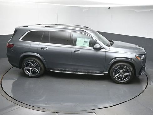 Used 2026 Mercedes-Benz GLS 450 4MATIC image 55