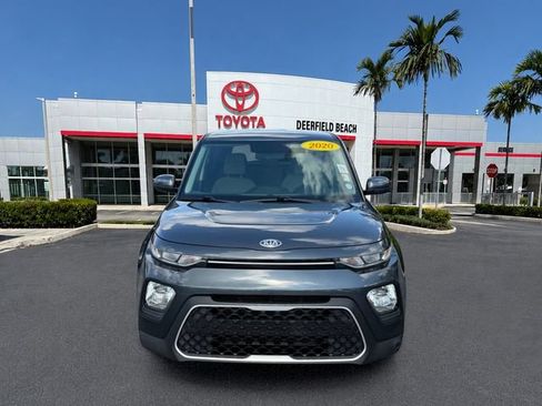 Used 2020 Kia Soul LX FWD image 2