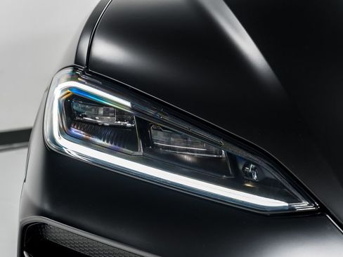 Used 2025 Lamborghini Urus SE image 50