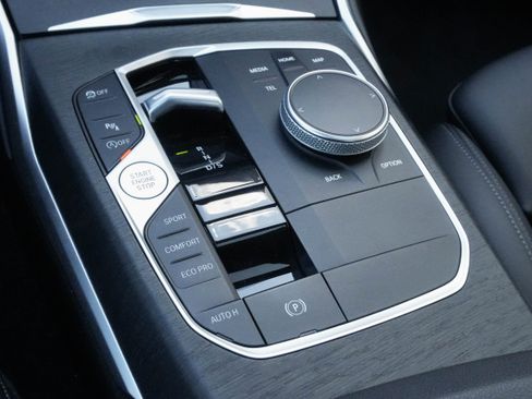 Certified 2024 BMW 330i xDrive 330i xDrive w/ Premium Package image 25