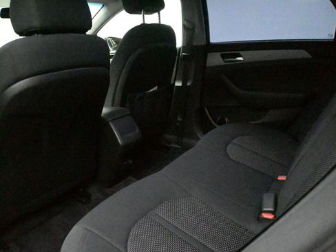 Used 2018 Hyundai Sonata SE FWD image 11